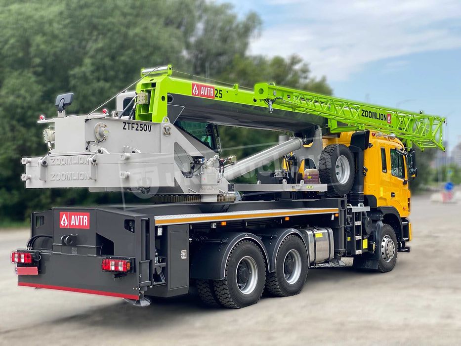 Автокран AVTR-ZM JAC N350 с краном Zoomlion 25 тн висота 40,5 м НОВИЙ
