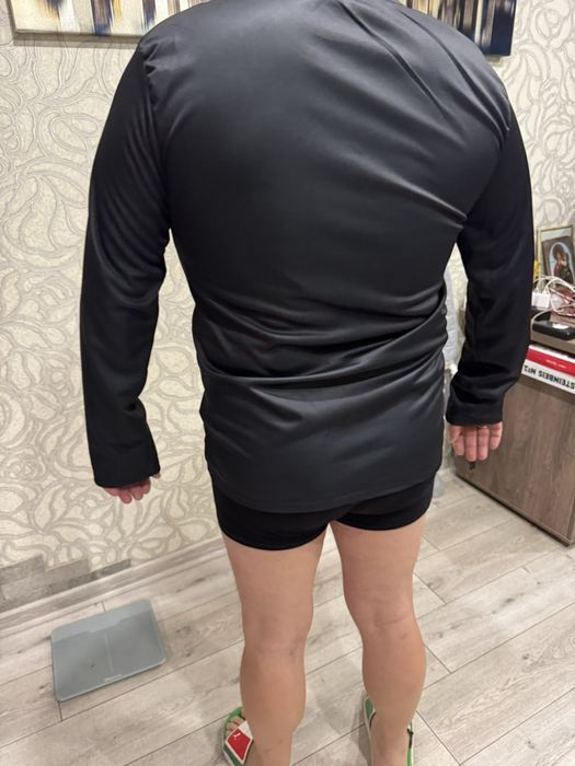 Футболка с руковами с 3D принтом