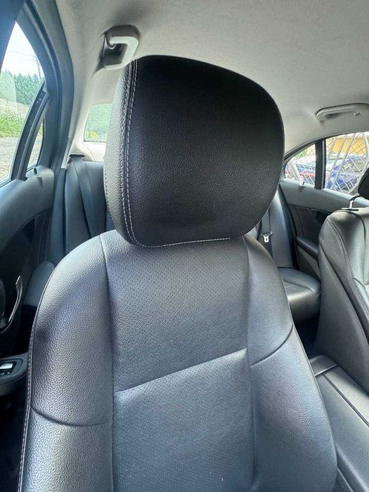 Сидіння (перід і зад) до Mercedes-Benz C-Class W205 2014-2018