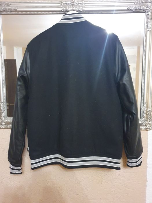 Kurtka nowa Vans Kołnierz Baseball