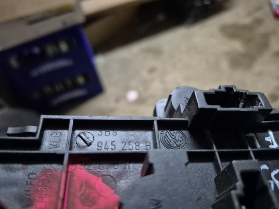 Wkład lampy prawy tył prawa vw passat b5 fl kombi