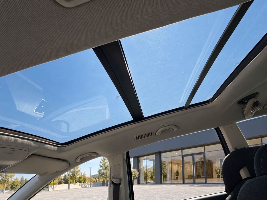 SEAT Alhambra 2.0 TDI DSG 170 cv | 7 lugares | Panorâmico