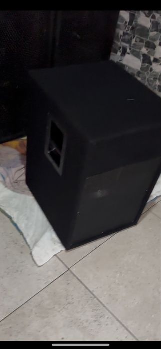 Sub graves 12 polgadas altiflante b&c 1000w cada
