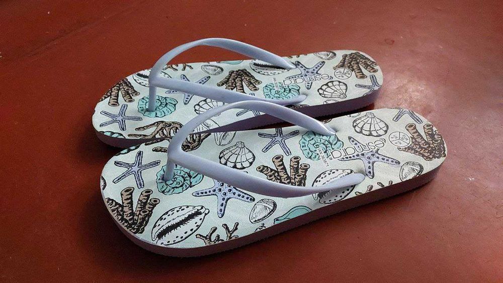 Оксамитові кеди р.38, сланці р.39