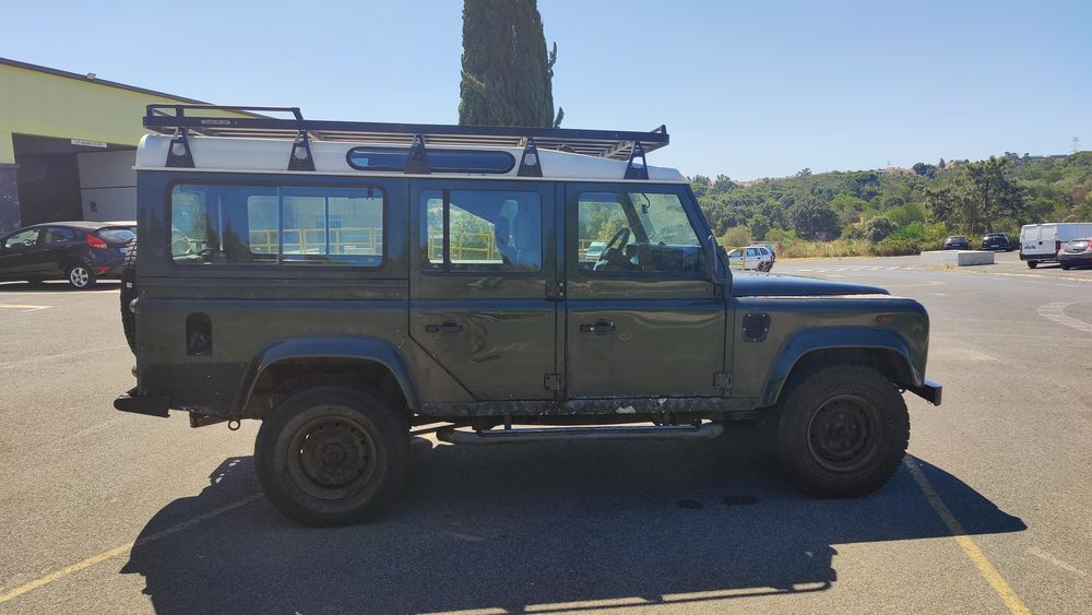 Land Rover Defender 110 TD5 - 9 LUG. - 2001