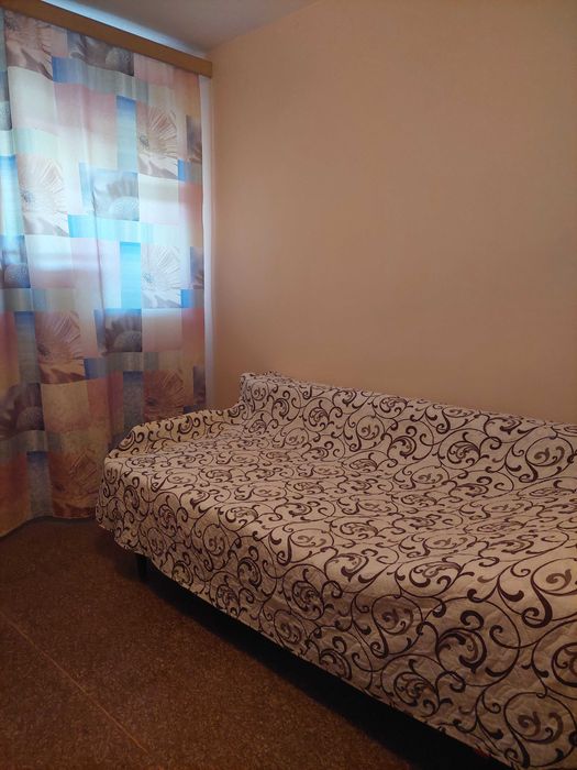 Двоповерховий бокс для лодки