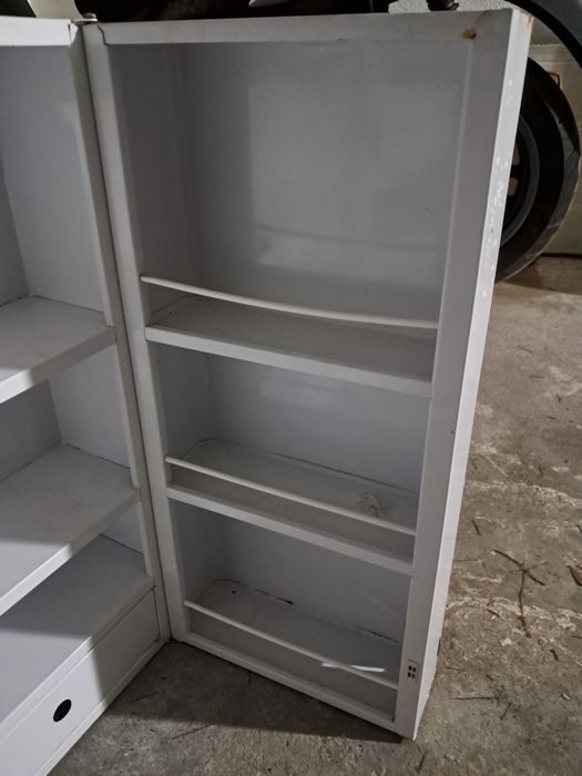 Caixa Medicamentos metálica com fechadura