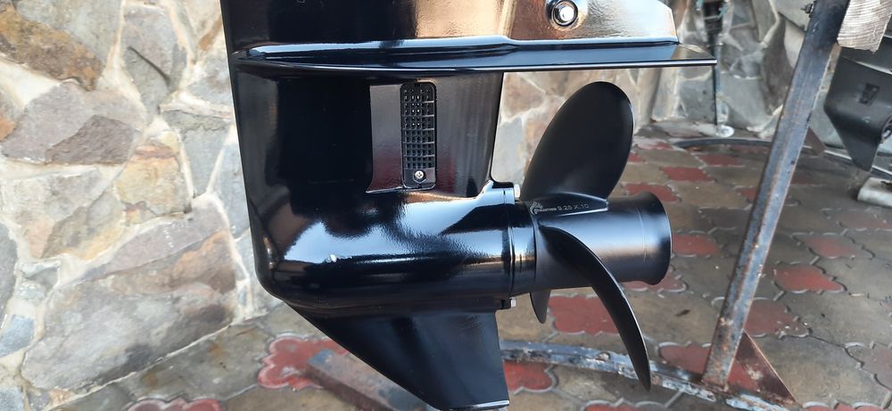 Лодочный  мотор mercury 20 efi...