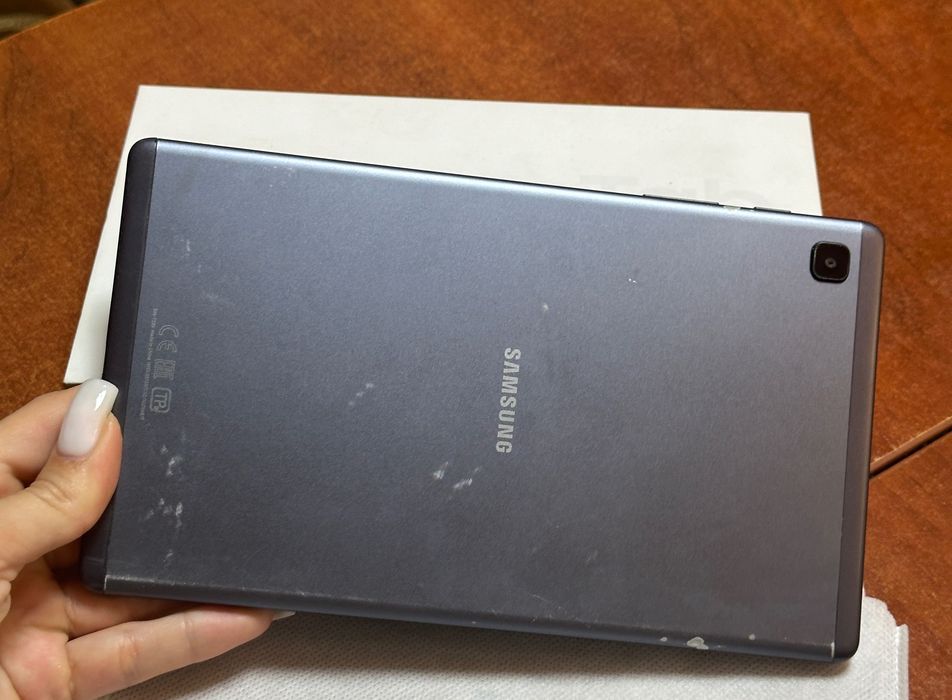 Продам планшет Galaxy Tab A7 lite