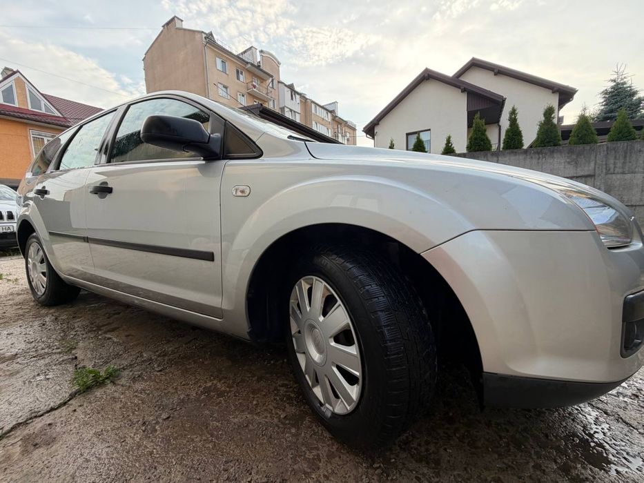 Ford focus 2 2006р гарний стан