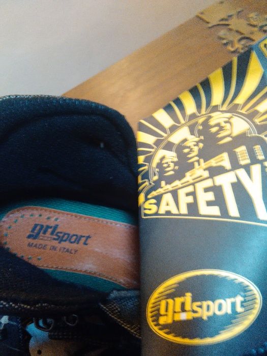 Botas de montanha/desporto Nº42 Italianas novas TOP "novo preço"