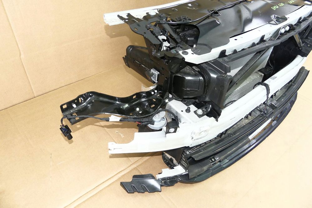 bmw g30/g31 lci 530d pas przedni chłodnice radar acc komplet