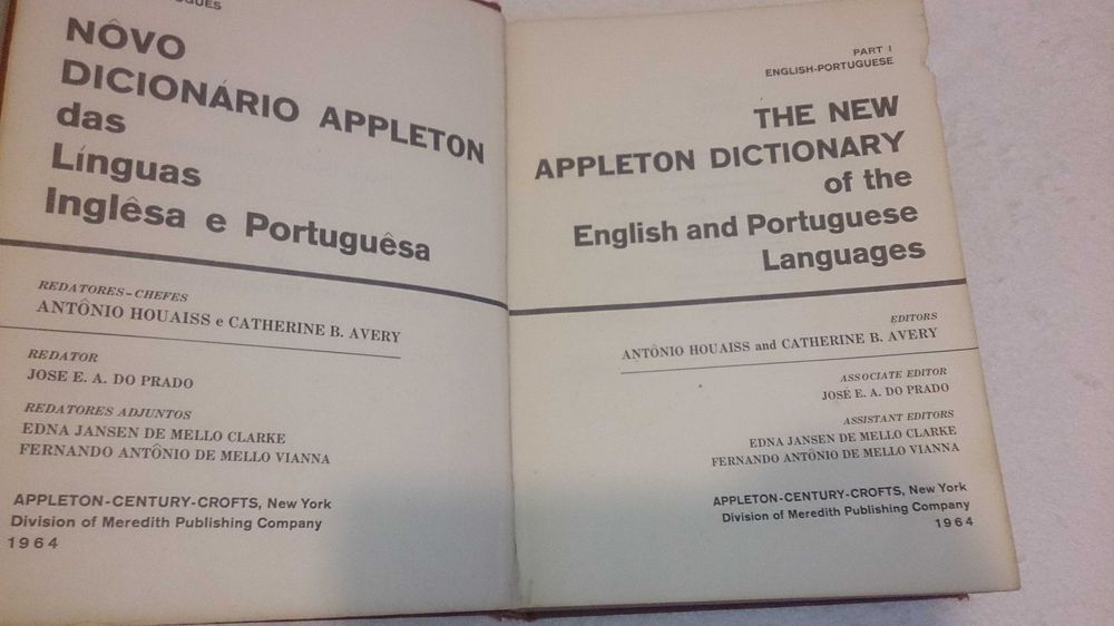 novo dicionário appleton línguas inglesa e portuguêsa (houaiss/Cavery)