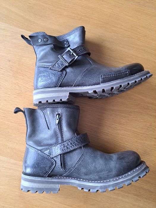 Skórzane buty Caterpillar