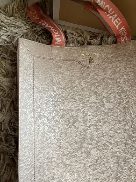 Michael Kors torba shopper shopperka do ręki na ramionach beż