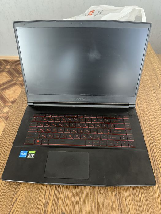 Ноутбук Msi (rtx 3050 + intel 11400h)