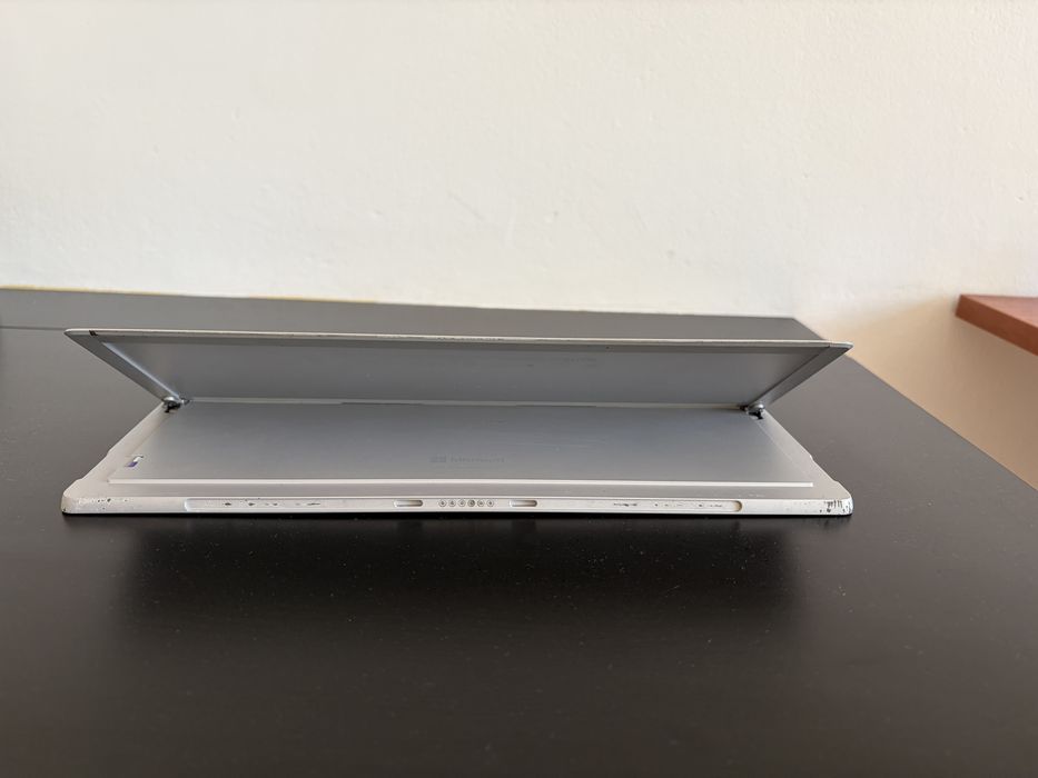 Tablet windows Microsoft Surface 7 Pro