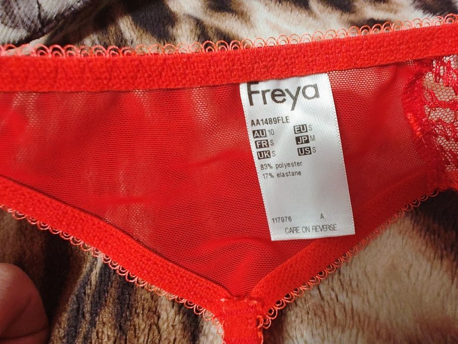 Сексуальный пояс для чулок Freya