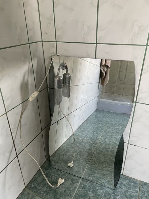 Lustro łazienkowe z oswietleniem