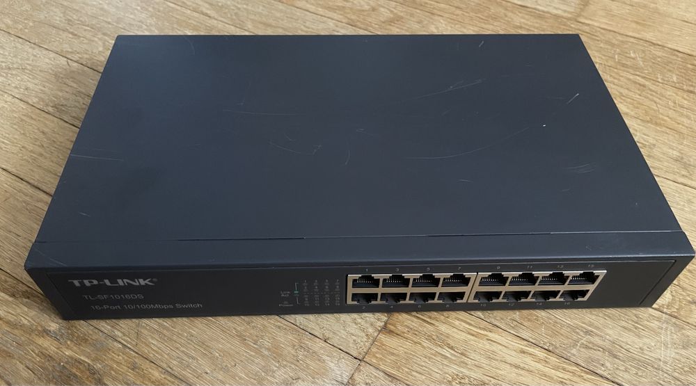 Комутатор мережевий TP-Link TL-SF1016DS