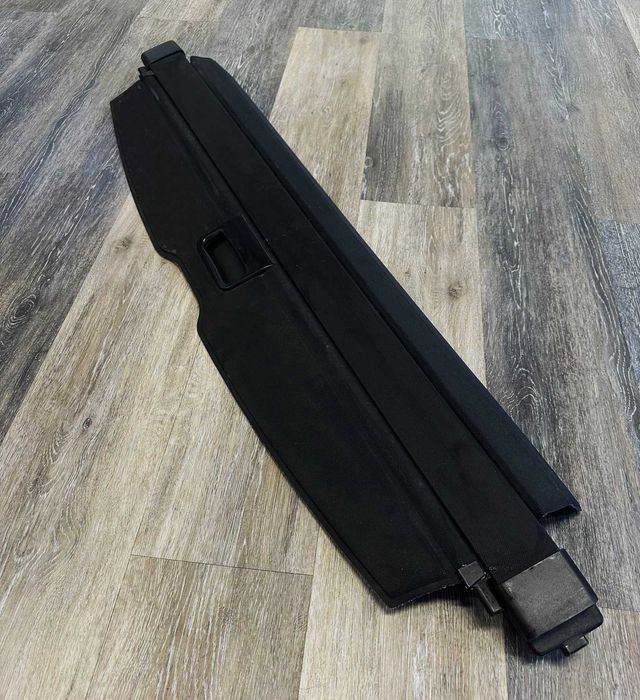 Chapeleira de Mala com Cortina (Volkswagen Polo/Seat Cordoba)