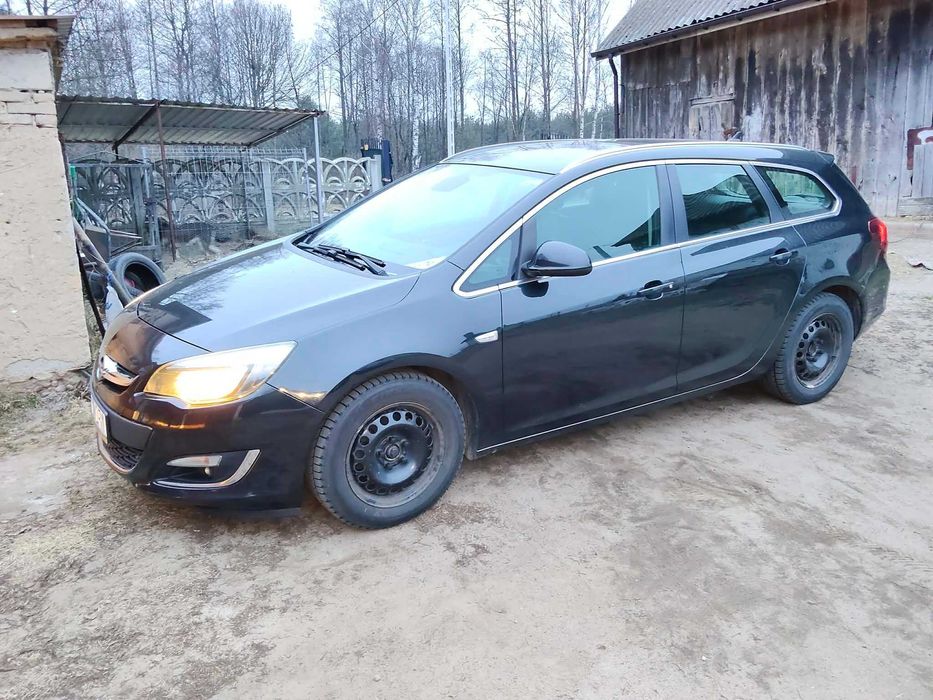 Opel Astra J  2014
