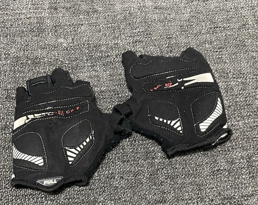 Luvas Rockrider e Mitical