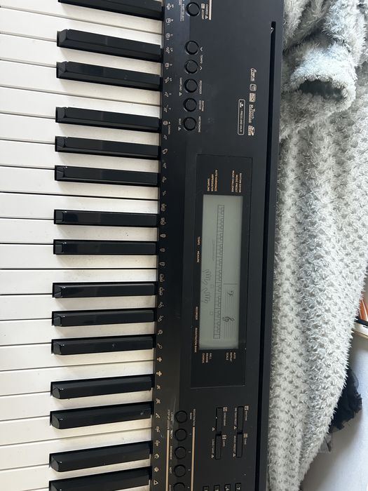 Casio CDP 230R Pianino cyfrowe