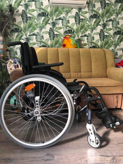 Активне базове крісло колісне Invacare Action 5