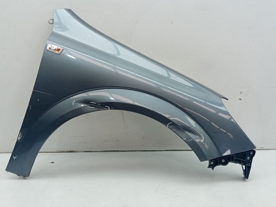 Right Fender OPEL Astra H Caravan (L35)