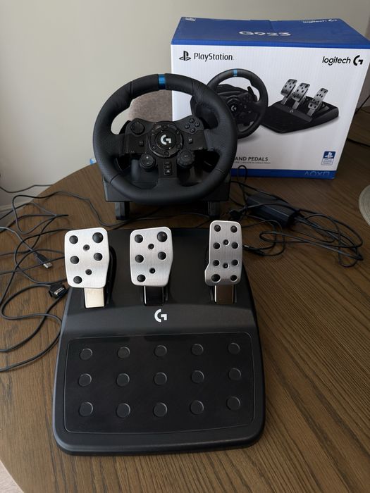 Ігрове кермо Logitech G923 для PS4, PS5, ПК