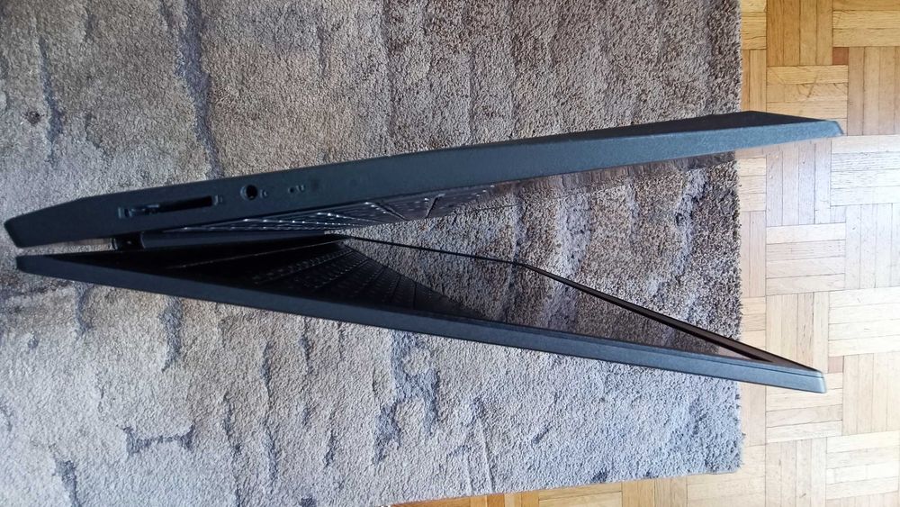 LENOVO IdeaPad S145 AMD4x3,5GHz RAM-20GB NVME256GB+1TBSSD Radeon-2GB wifi bt