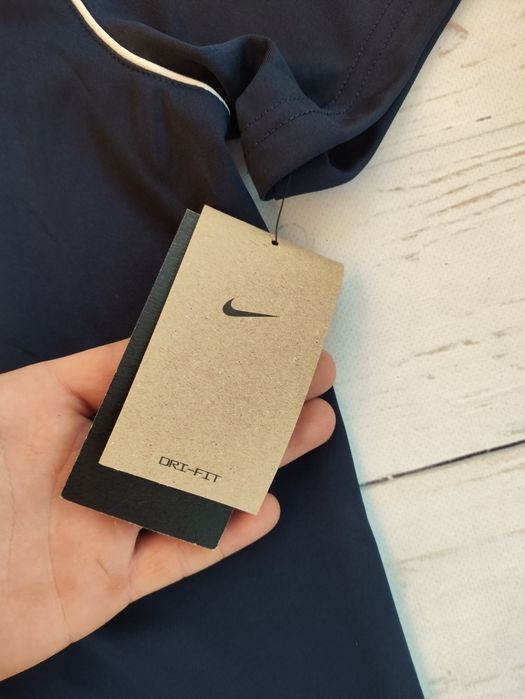 Новая футболка Nike Dri-FIT (Оригинал) с бирками — Размер M