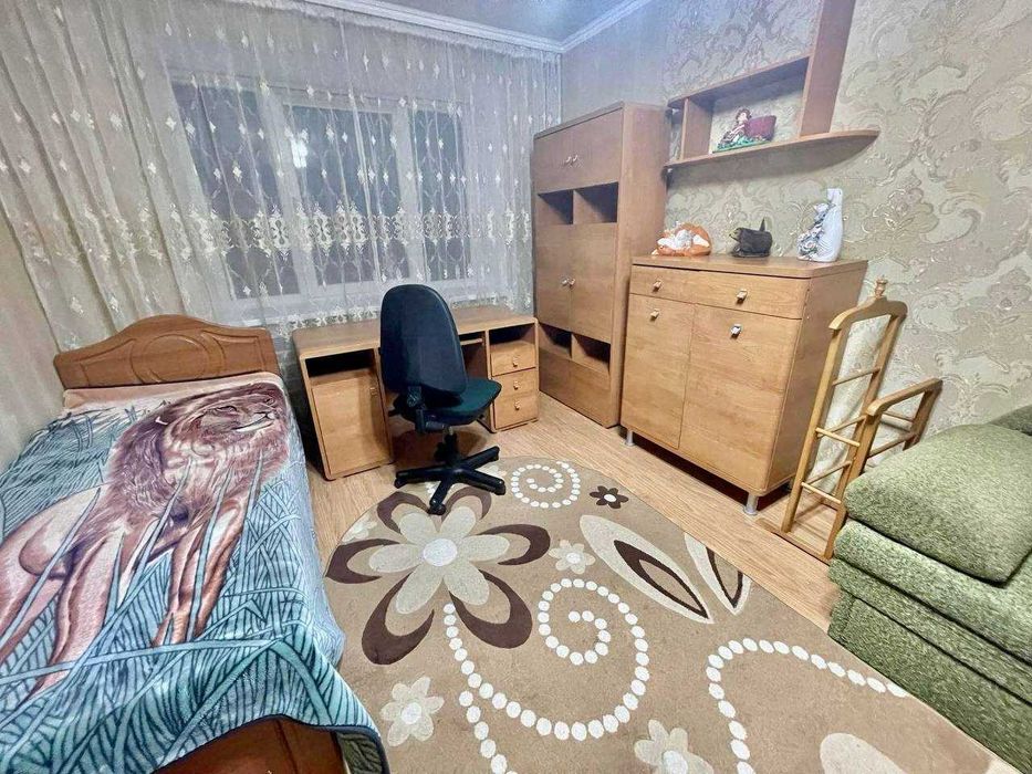 Оренда 3 кімнатної квартири по вул. Сонячна