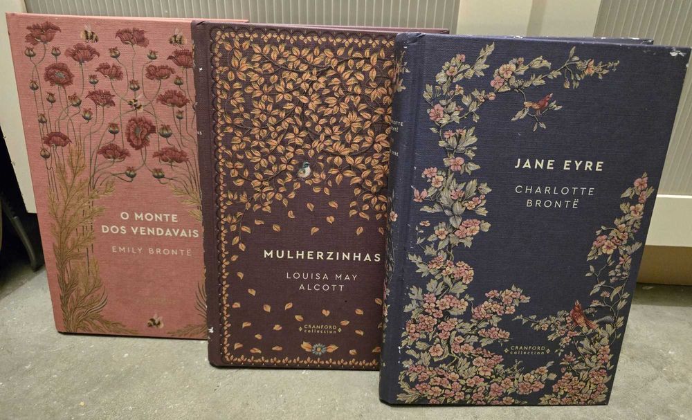 Conjunto de livros de coleção