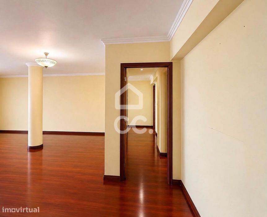 Apartamento com 3 Quartos - São Pedro - Ponta Delgada
