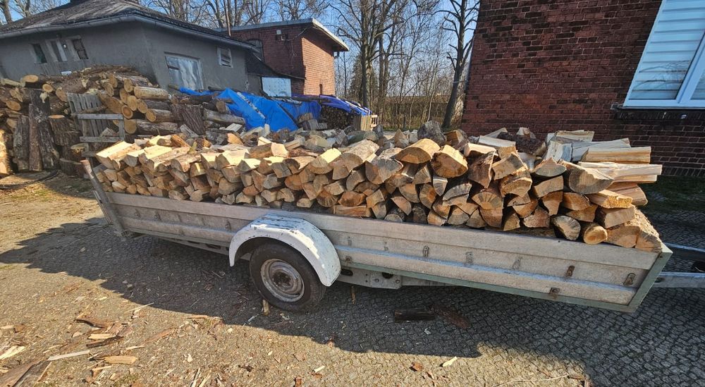 Drewno opałowe sosnowe