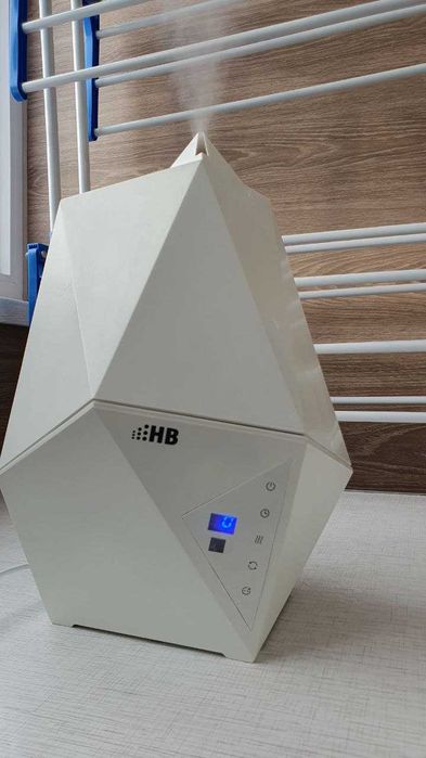 Зволожувач повітря HB UH1065W