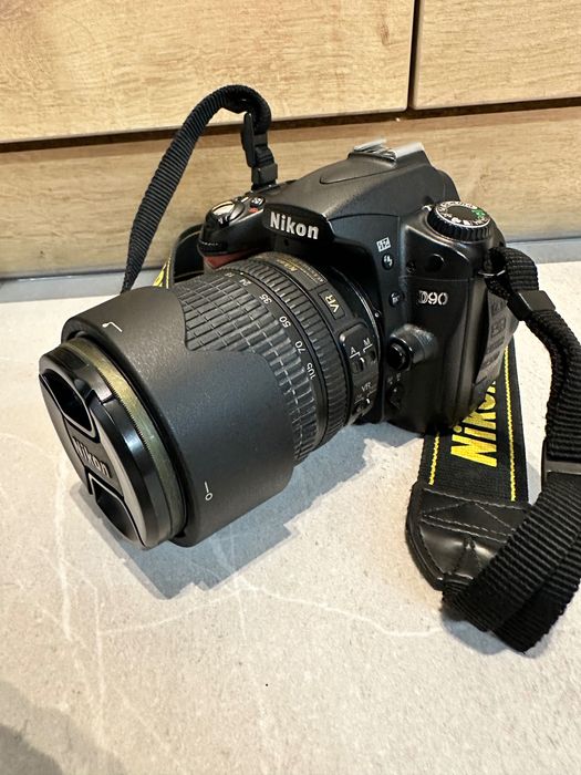 Nikon D90 lampa SB900 obiektywy zestaw BDB stan!