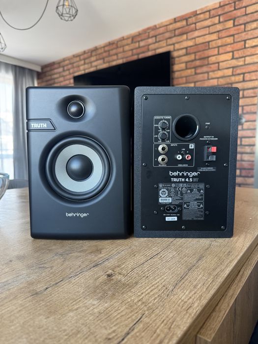 Monitory Studyjne bluetooth - Behringer Truth 4.5 BT