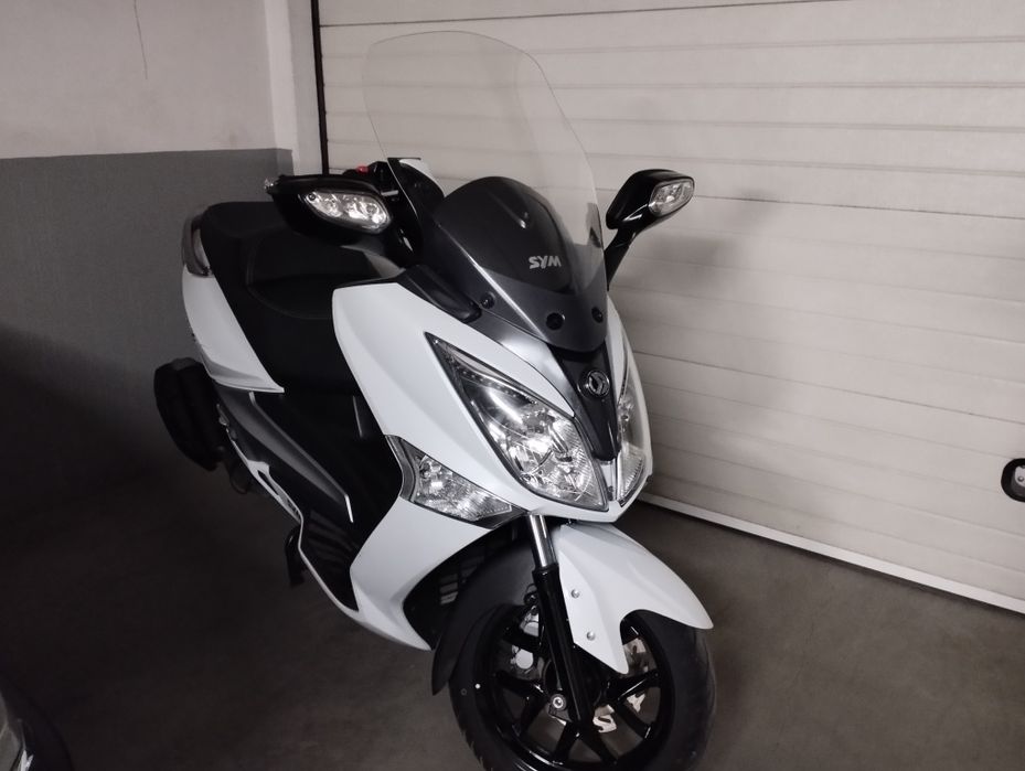 Moto scooter sym Gts 125i