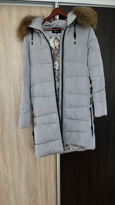 Жіночий  пуховик