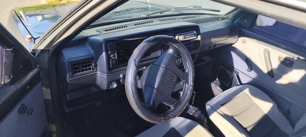 Фольксваген гольф2  1000$