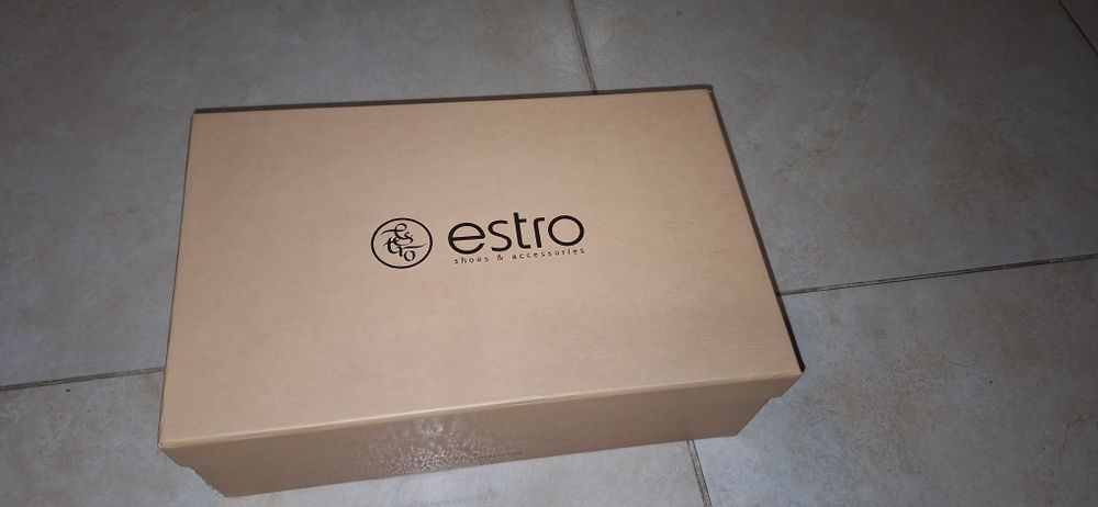 Туфлі Estro білі, 37 розмір