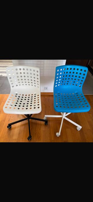 Krzesla biurkowe Ikea