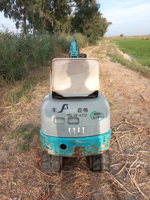 Mini giratória  ihi