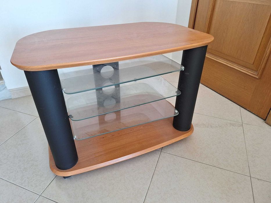 Mobilia usada e em bom estado