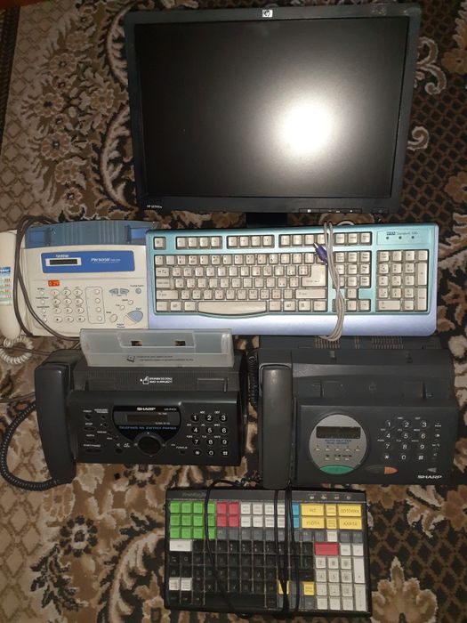 Продам монитор HP LEI901w