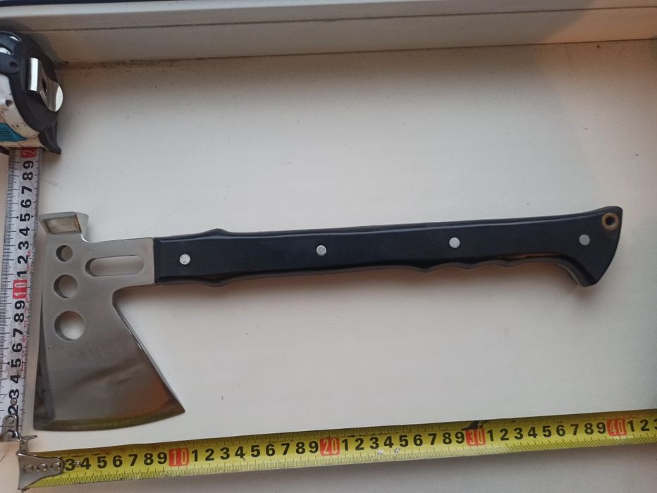 Топор туристический