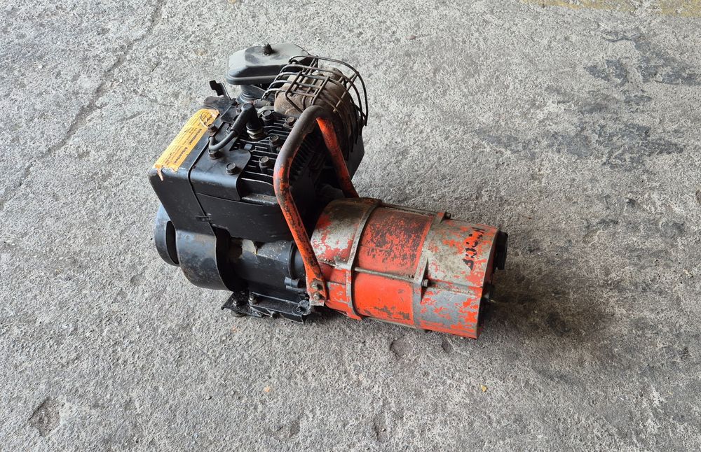 Nowe Bosch BWSA 2 przenośny agregat prądotwórczy (generator prądu)